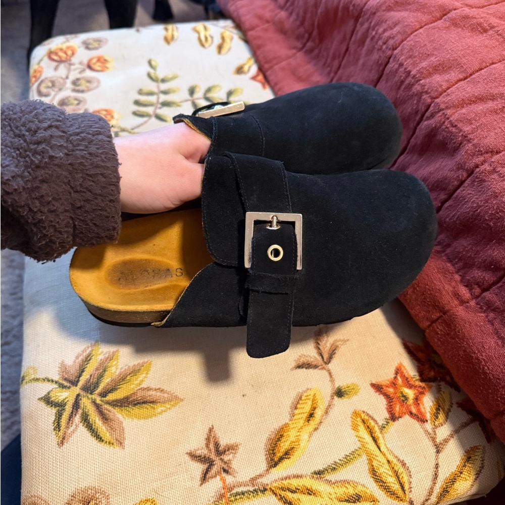 Alohas suede leather black clogs - Picture 5 of 5